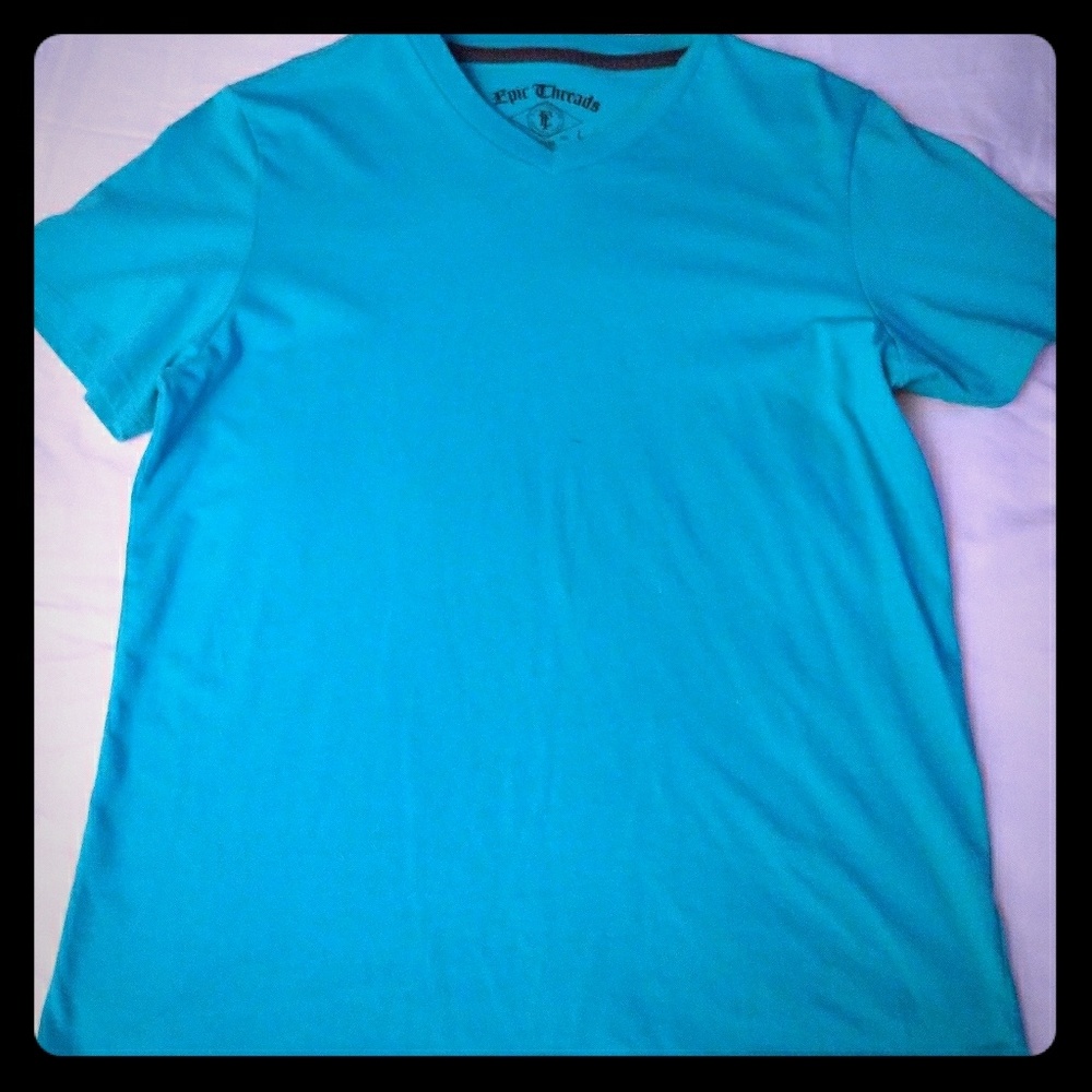 V neck Tee